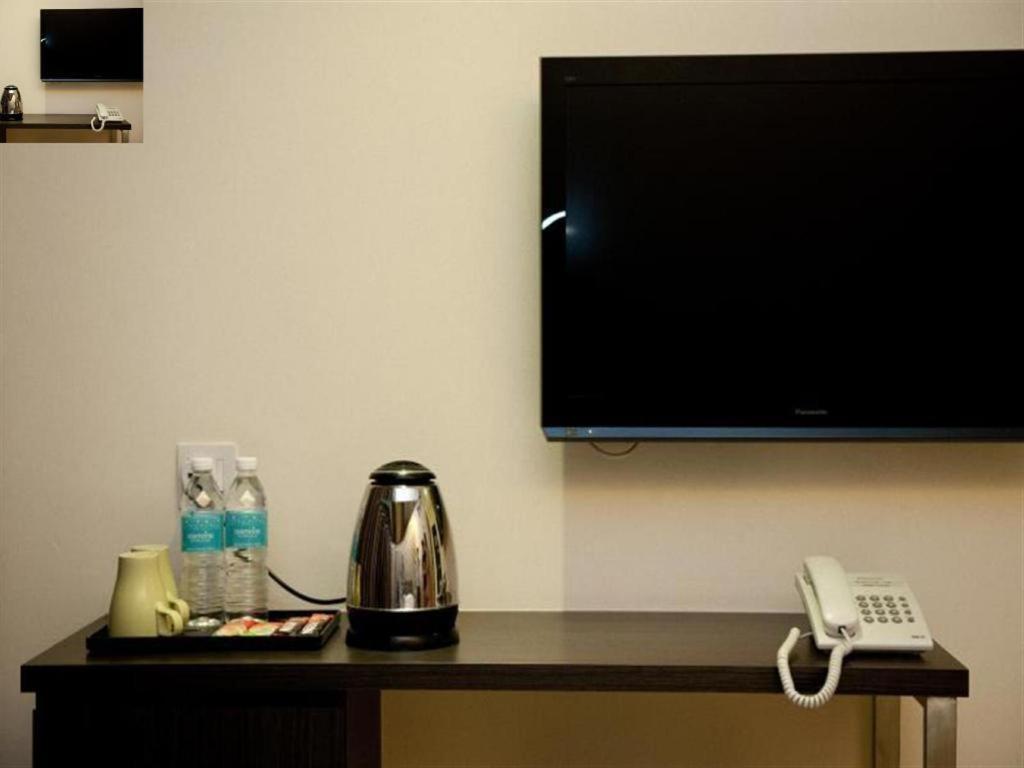 Starz Hotel Keluang Luaran gambar