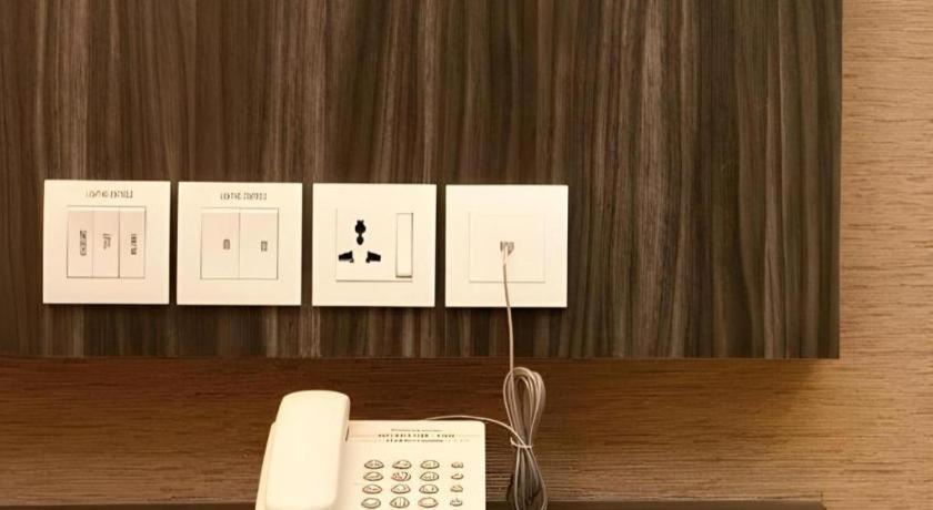 Starz Hotel Keluang Luaran gambar