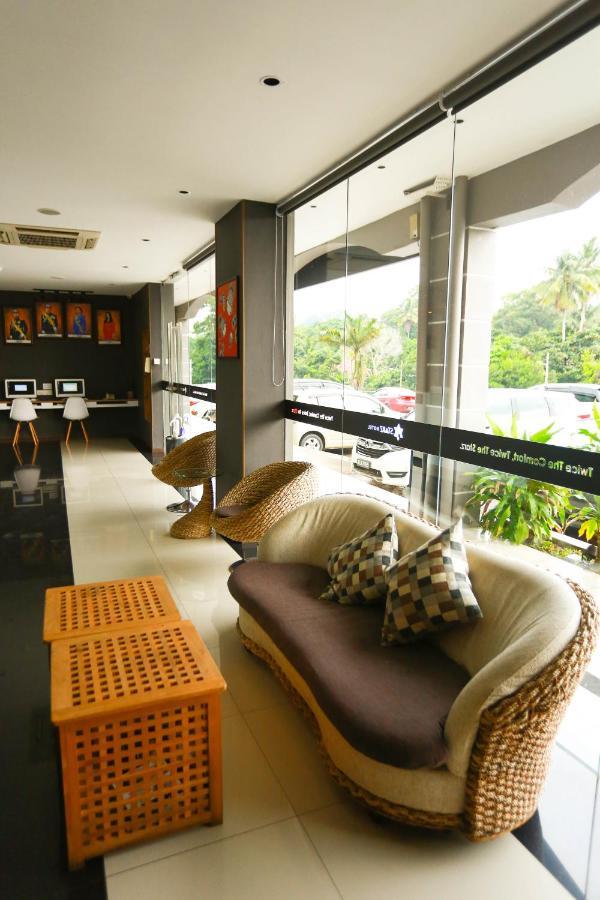 Starz Hotel Keluang Luaran gambar